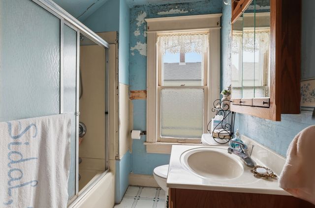 204 Jefferson Avenue, La Porte, IN 46350