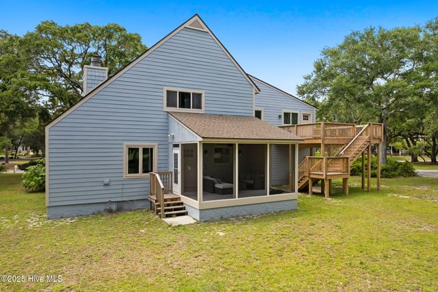 31 Augusta Drive, Oak Island, NC 28465