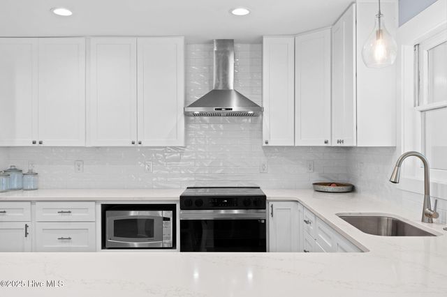 31 Augusta Drive, Oak Island, NC 28465