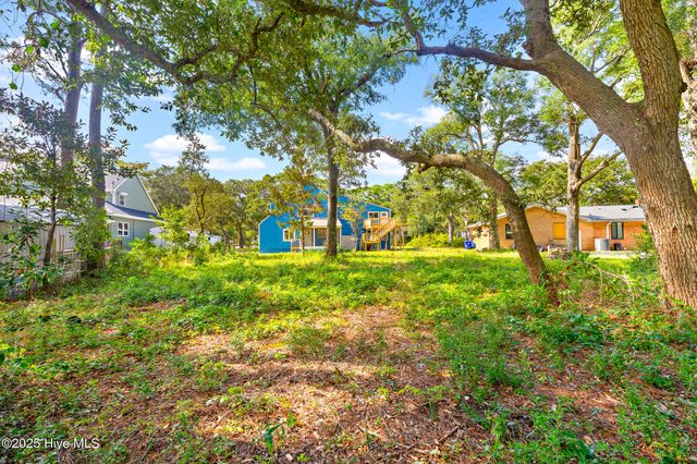 31 Augusta Drive, Oak Island, NC 28465