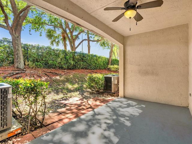 4126 Forest Dr, Weston, FL 33332