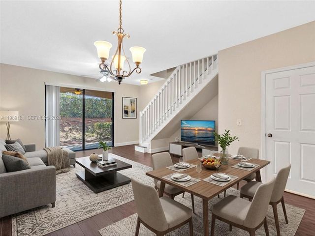 4126 Forest Dr, Weston, FL 33332