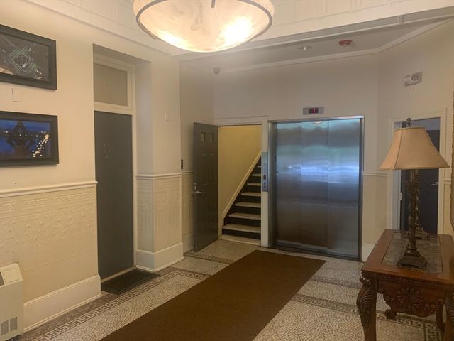 483 Beacon St 26, Boston, MA 02115