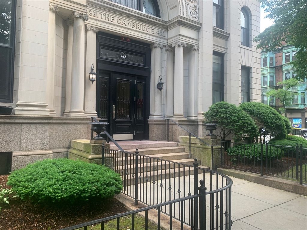 483 Beacon St 26, Boston, MA 02115