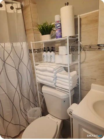 183 Harlem Avenue, Bridgeport, CT 06606