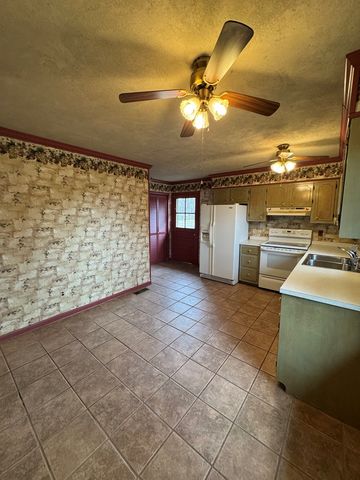 3978 Tanglewood Drive, Hopkinsville, KY 42240