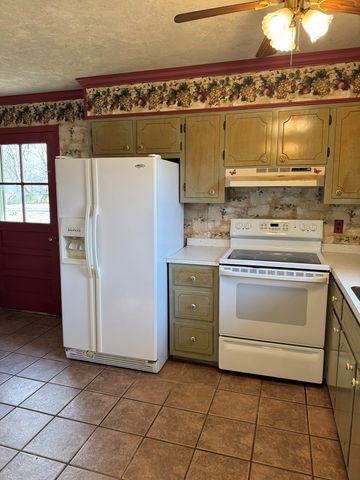 3978 Tanglewood Drive, Hopkinsville, KY 42240