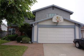 9281 Woodcrest, Huntington Beach, CA 92646