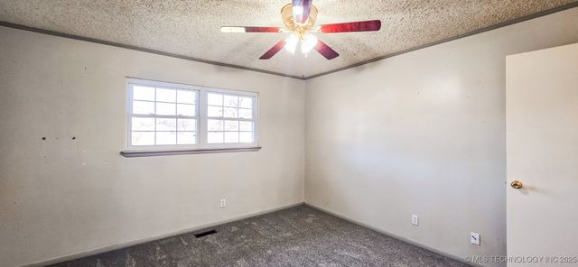 509 Sunset Strip, Eufaula, OK 74432