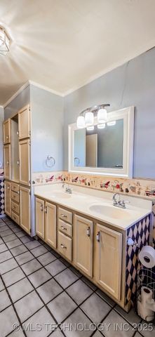 509 Sunset Strip, Eufaula, OK 74432