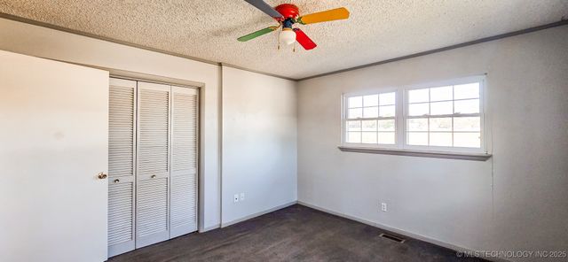 509 Sunset Strip, Eufaula, OK 74432