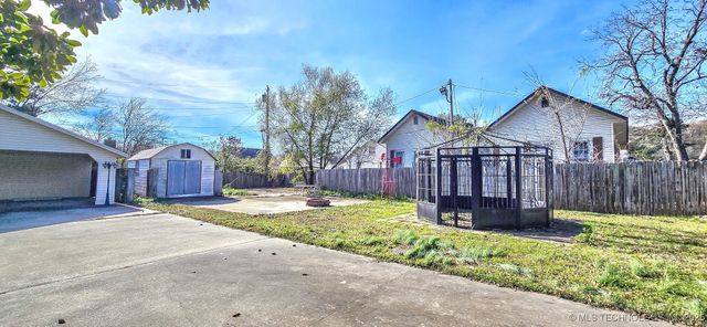 509 Sunset Strip, Eufaula, OK 74432