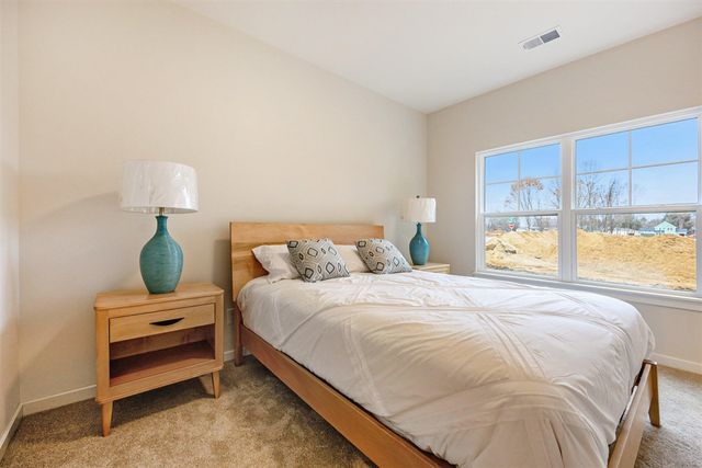 2075 Stanley Avenue, Portage, MI 49002