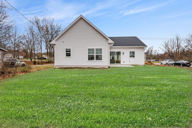 2075 Stanley Avenue, Portage, MI 49002