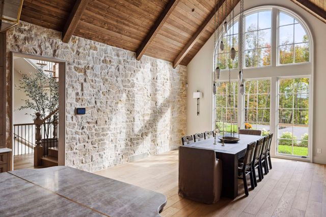 2295 Tamarack Drive, Medina, MN 55356