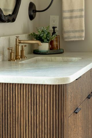 2295 Tamarack Drive, Medina, MN 55356