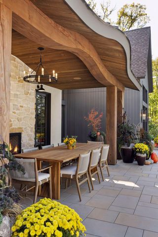 2295 Tamarack Drive, Medina, MN 55356