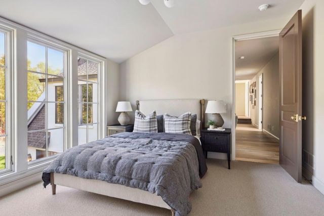 2295 Tamarack Drive, Medina, MN 55356