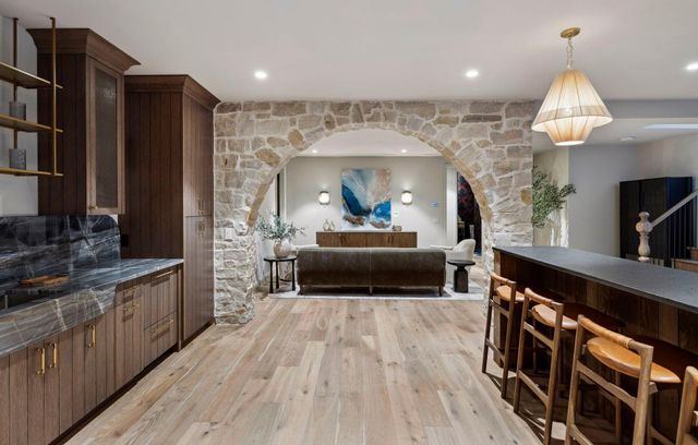 2295 Tamarack Drive, Medina, MN 55356