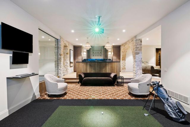 2295 Tamarack Drive, Medina, MN 55356