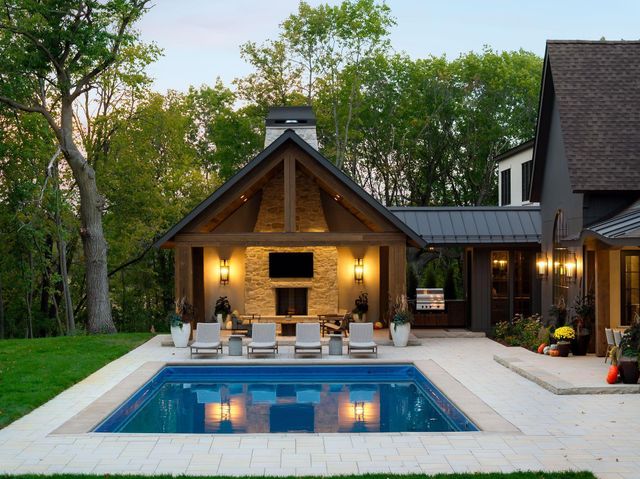 2295 Tamarack Drive, Medina, MN 55356