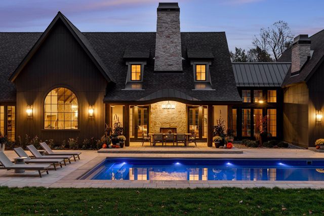 2295 Tamarack Drive, Medina, MN 55356