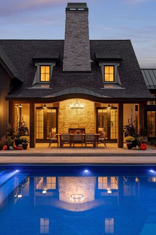 2295 Tamarack Drive, Medina, MN 55356