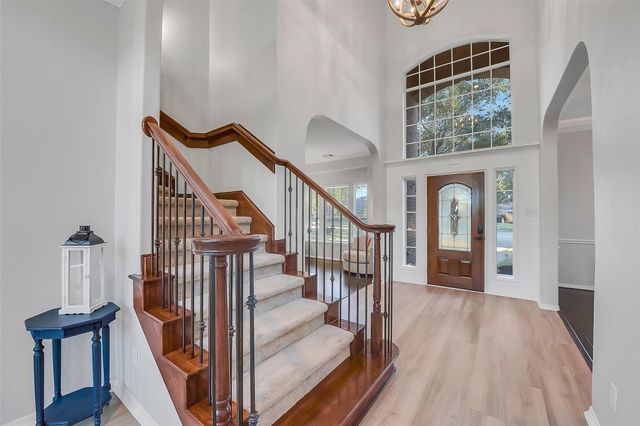 714 Summer Trace Lane, Richmond, TX 77406