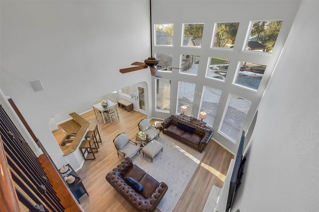 714 Summer Trace Lane, Richmond, TX 77406