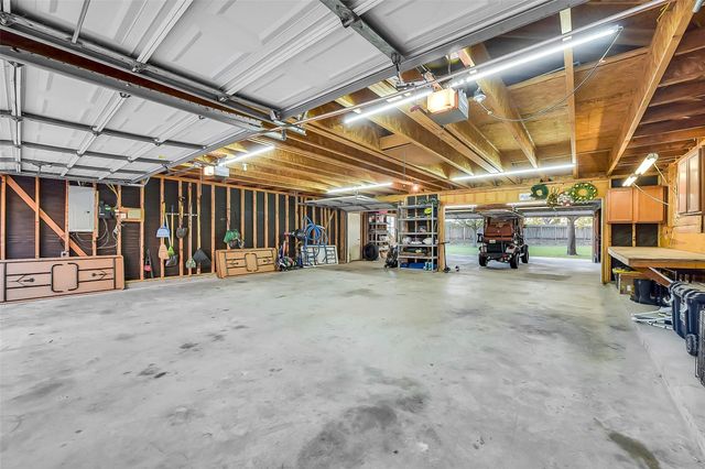 714 Summer Trace Lane, Richmond, TX 77406