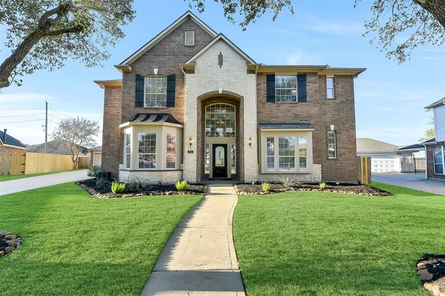 714 Summer Trace Lane, Richmond, TX 77406