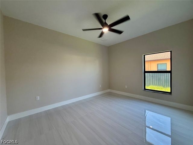 607 NW 8TH TER, Cape Coral, FL 33993
