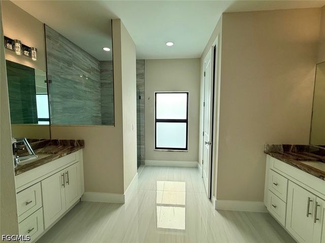 607 NW 8TH TER, Cape Coral, FL 33993
