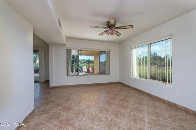 8674 N Arnold Palmer Drive, Tucson, AZ 85742