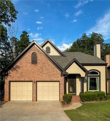 3255 Park Chase, Alpharetta, GA 30022