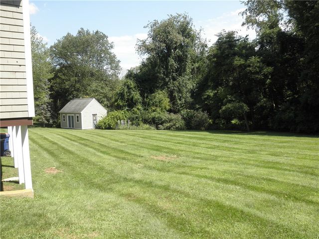 36 Wildflower Drive, Seekonk, MA 02771