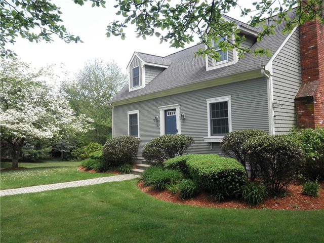 36 Wildflower Drive, Seekonk, MA 02771