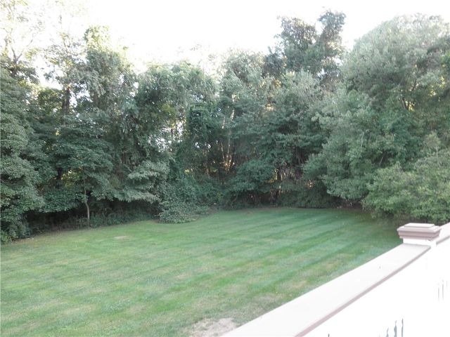 36 Wildflower Drive, Seekonk, MA 02771
