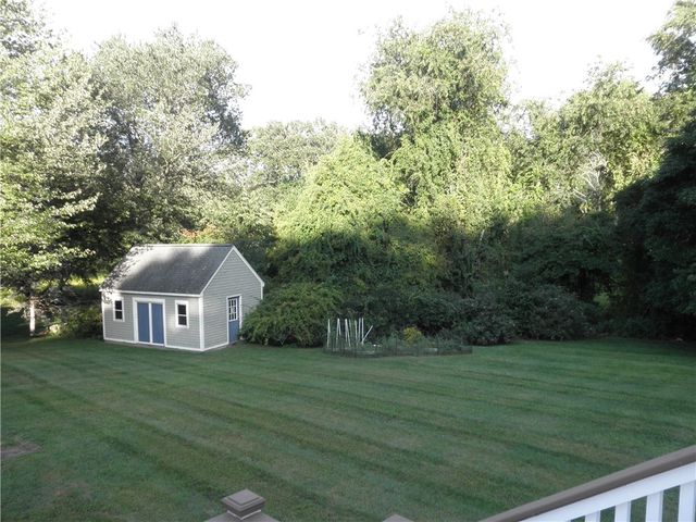 36 Wildflower Drive, Seekonk, MA 02771