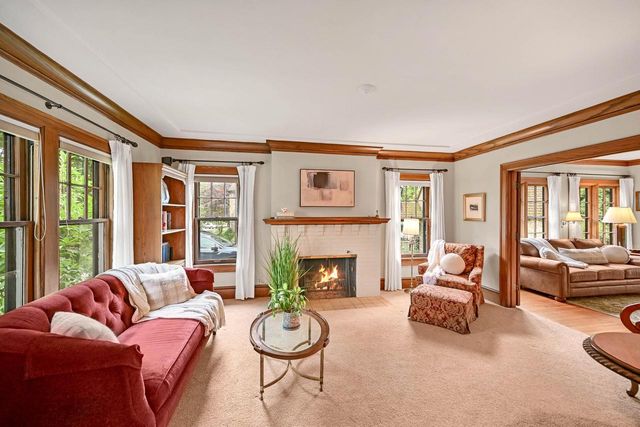 2029 Underwood AVENUE, Wauwatosa, WI 53213
