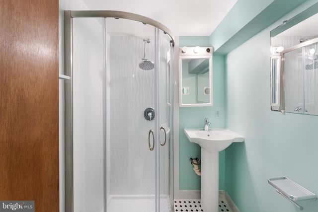 4763 1ST ST N, Arlington, VA 22203