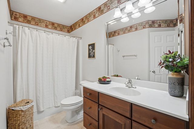 27018 Glynns Creek Court, Eldridge, IA 52748