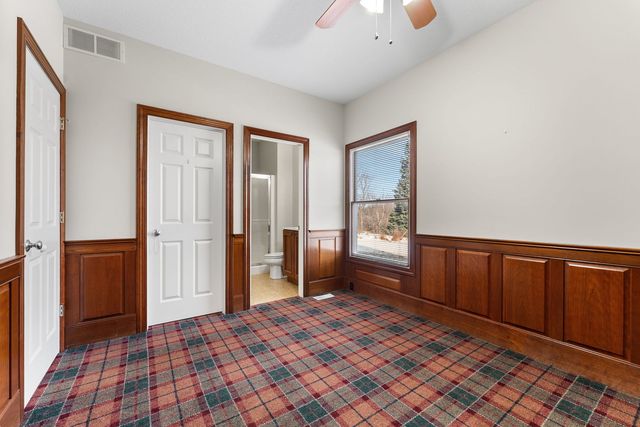 27018 Glynns Creek Court, Eldridge, IA 52748