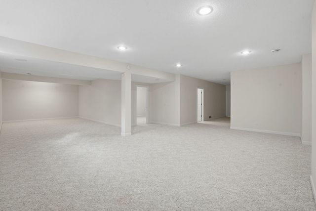 27018 Glynns Creek Court, Eldridge, IA 52748