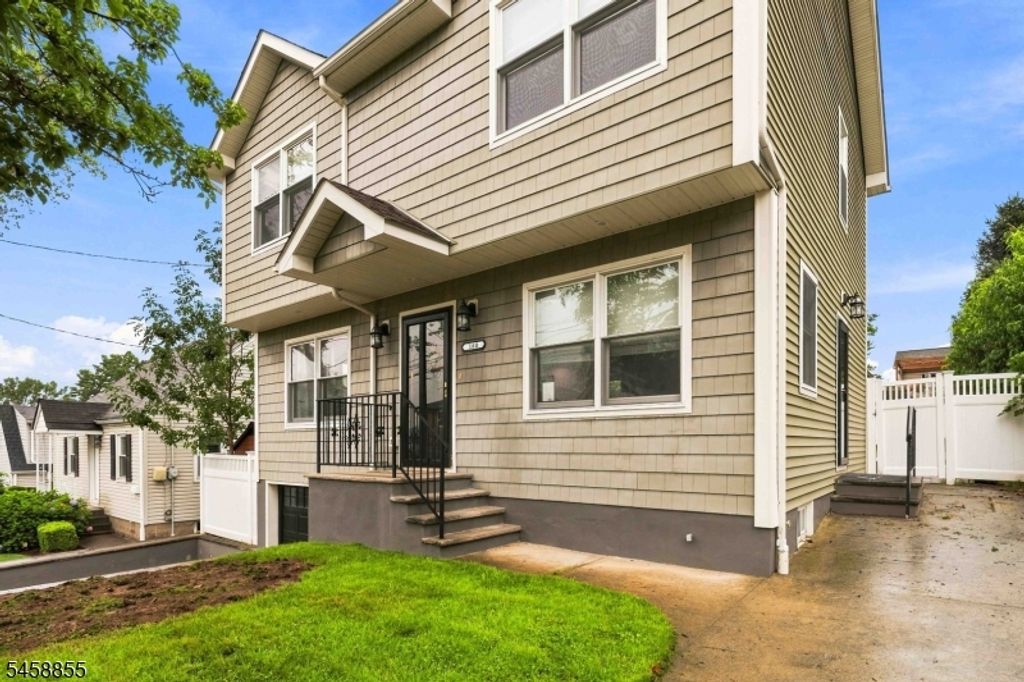 160 Arlington Blvd, North Arlington Boro, NJ 07031 — photo 4