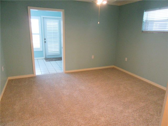 670 E Lake Jasmine Circle 106, Vero Beach, FL 32962