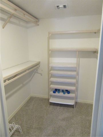 670 E Lake Jasmine Circle 106, Vero Beach, FL 32962