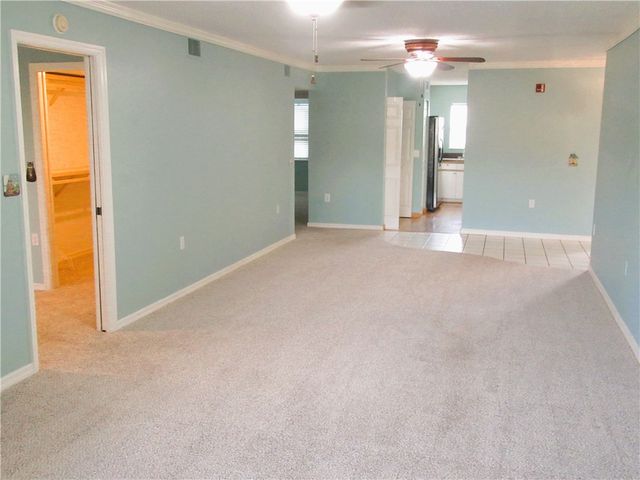 670 E Lake Jasmine Circle 106, Vero Beach, FL 32962