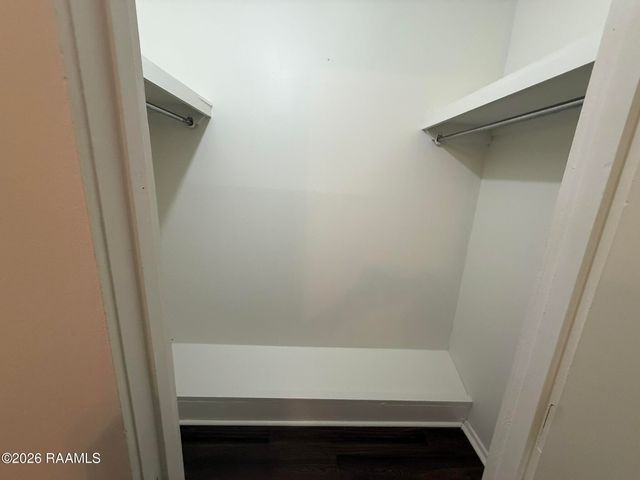 1008 S College Road Apt 104, Lafayette, LA 70503