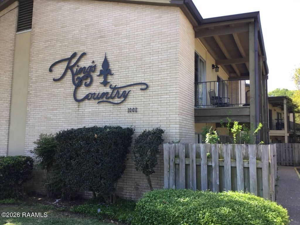 1008 S College Road Apt 104, Lafayette, LA 70503